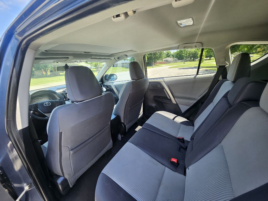 2013 Toyota Rav4 Image 10