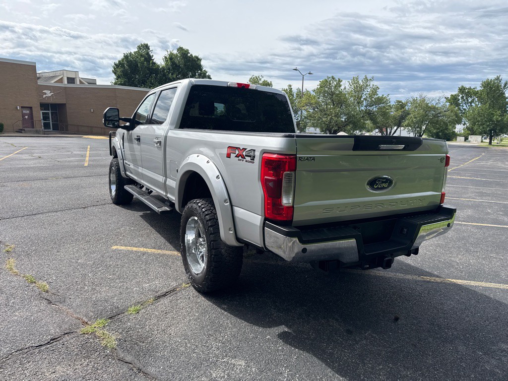 2017 Ford F-250 Image 6