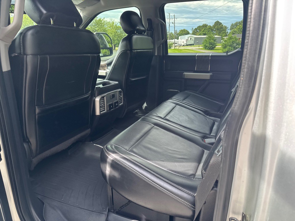 2017 Ford F-250 Image 9