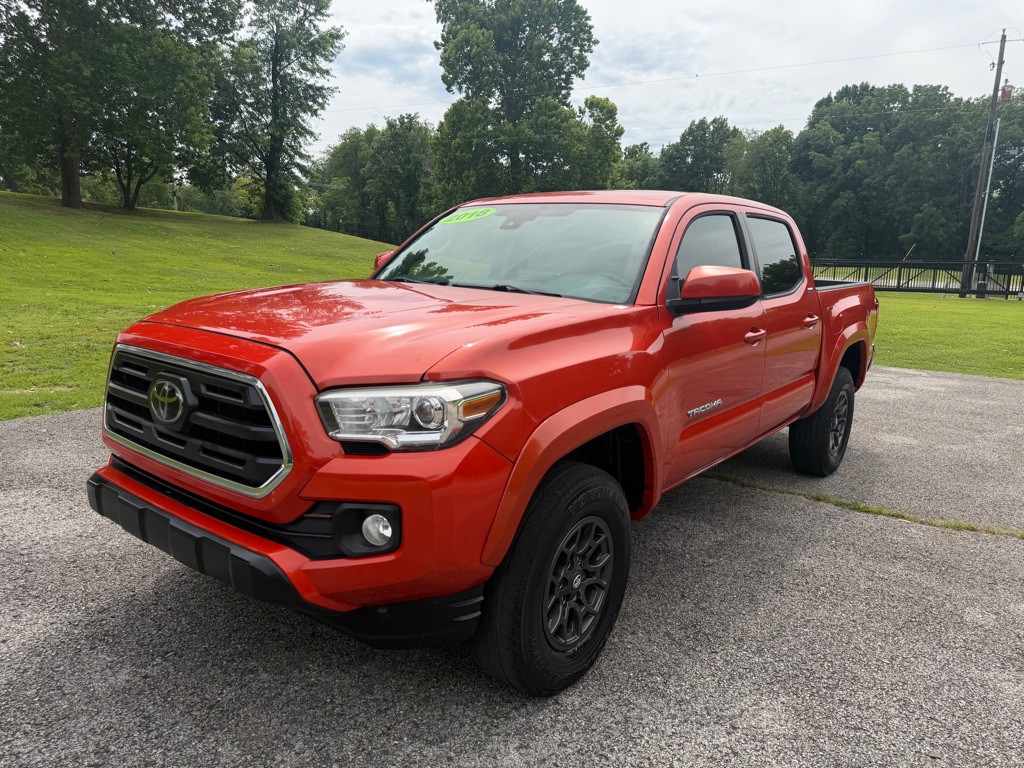 2018 Toyota Tacoma Image 5