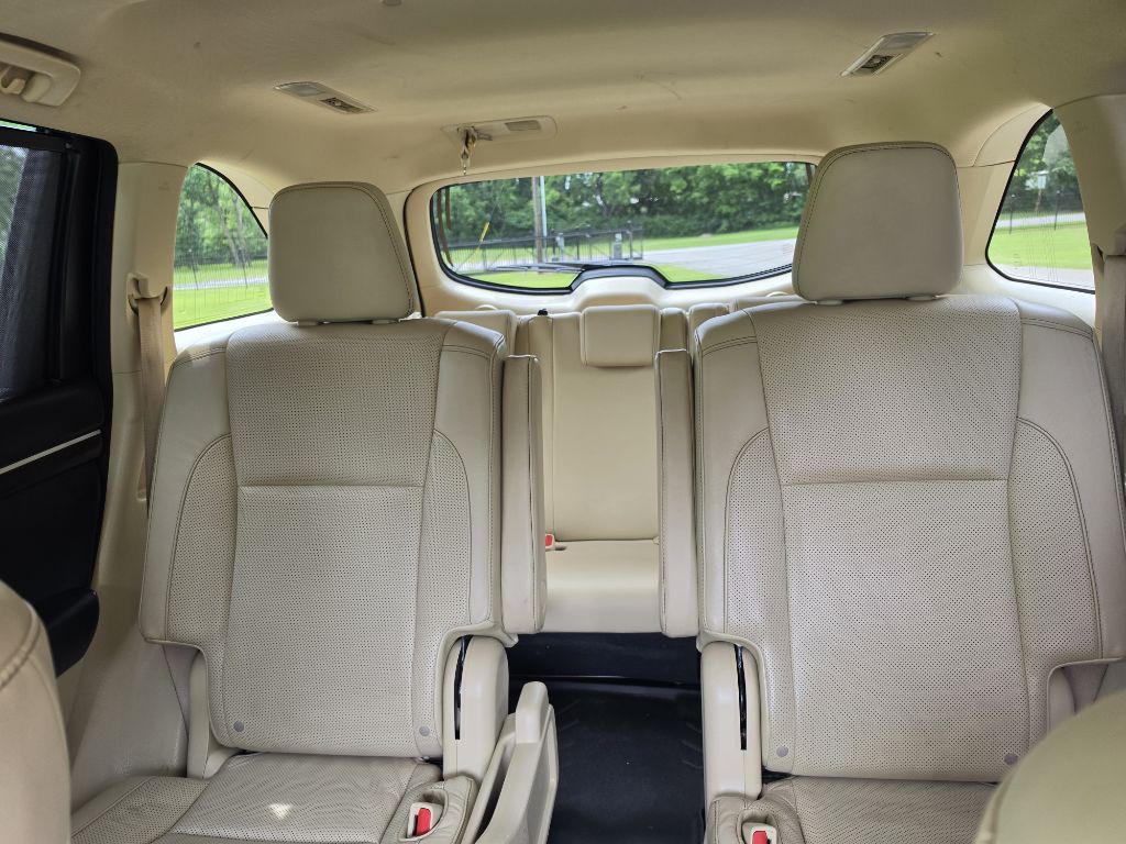 2015 Toyota Highlander Image 17