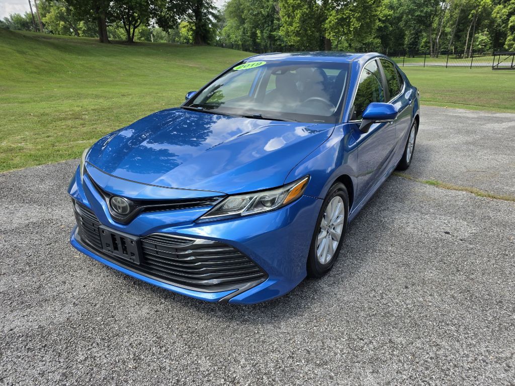 2019 Toyota Camry Image 5