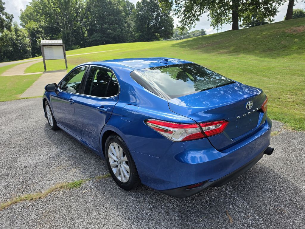 2019 Toyota Camry Image 8