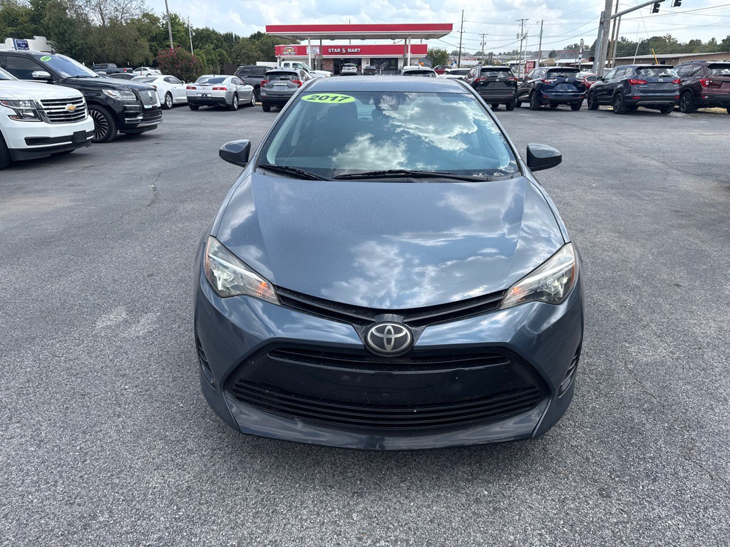 2017 Toyota Corolla Image 2