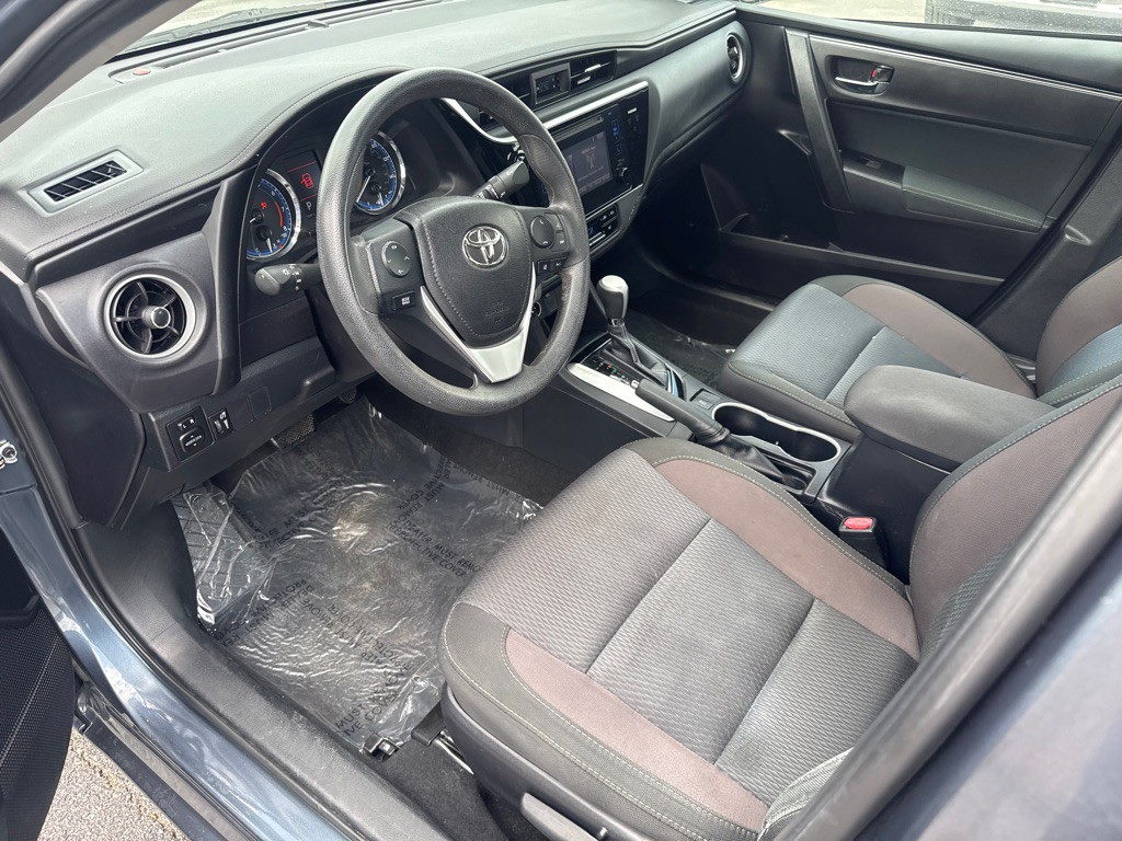 2017 Toyota Corolla Image 9