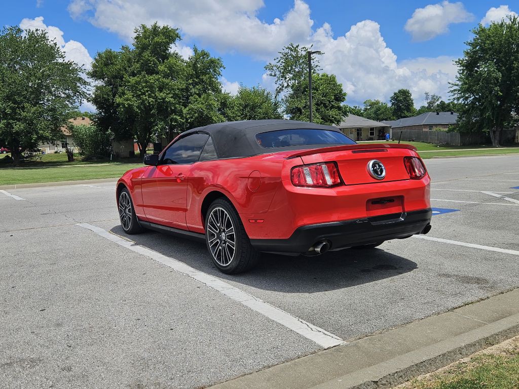 2011 Ford Mustang Image 8