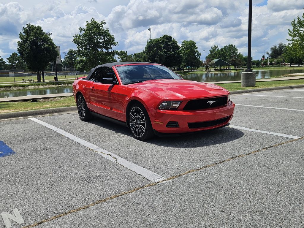 2011 Ford Mustang Image 10