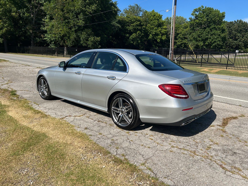 2019 Mercedes-Benz E-Class Image 3