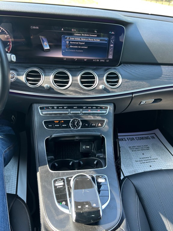 2019 Mercedes-Benz E-Class Image 9