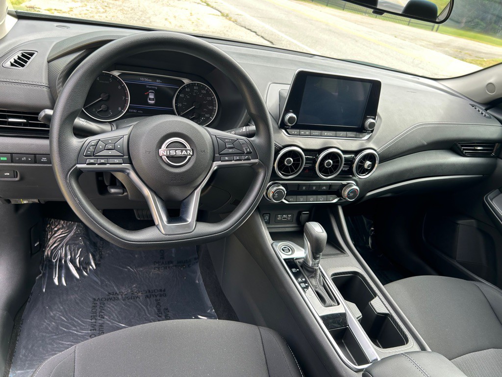 2025 Nissan Sentra Image 7