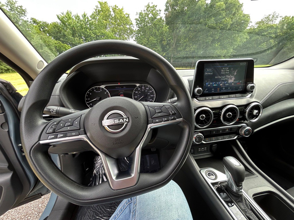 2025 Nissan Sentra Image 8