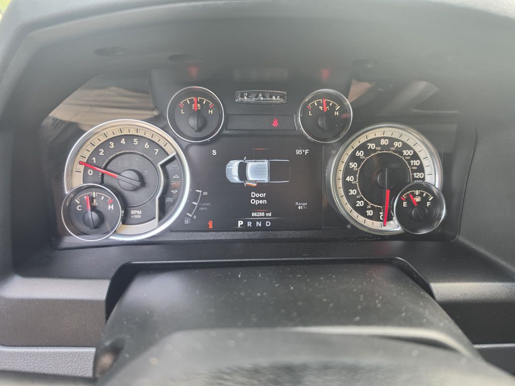 2018 RAM 1500 Image 16