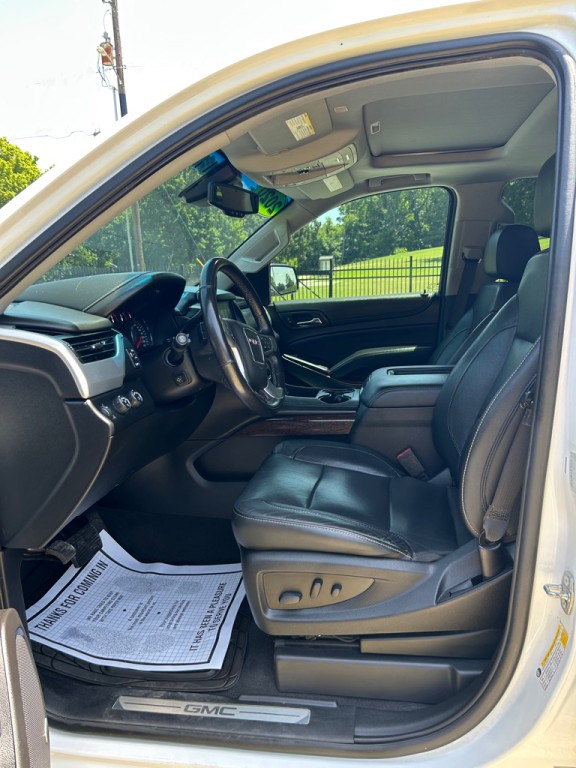 2020 GMC Yukon Image 8