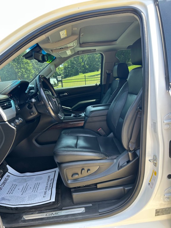 2020 GMC Yukon Image 9