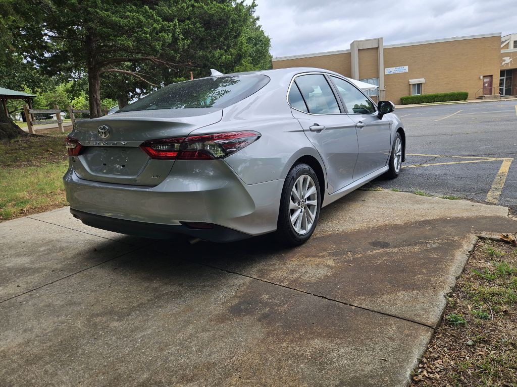 2022 Toyota Camry Image 8