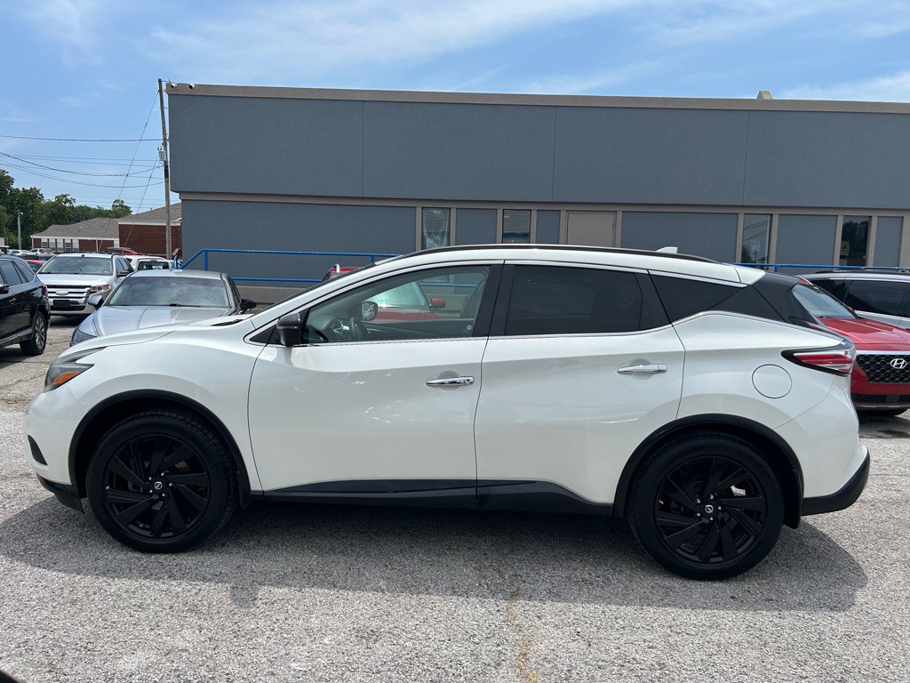 2018 Nissan Murano Image 2