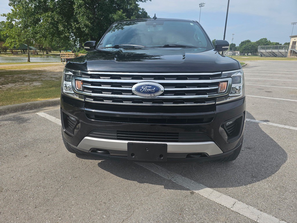 2018 Ford Expedition Image 2