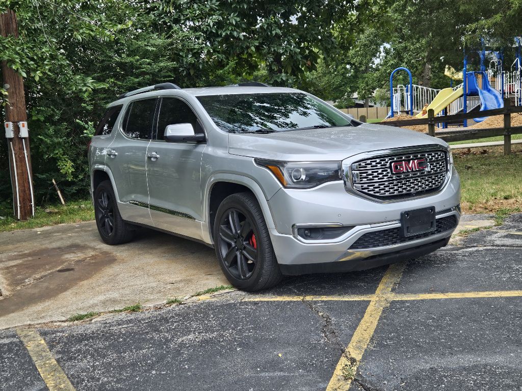 2017 GMC Acadia Image 3