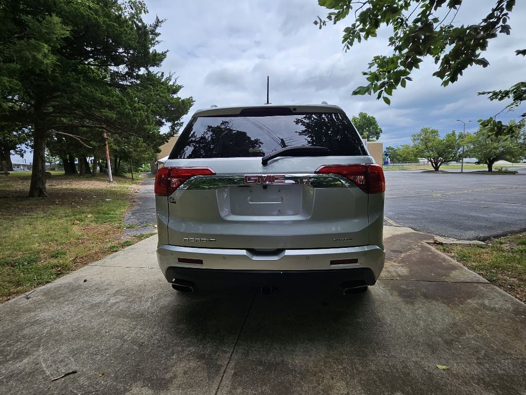 2017 GMC Acadia Image 6