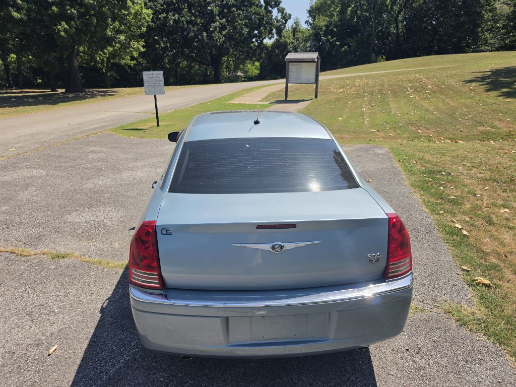 2008 Chrysler 300 Image 8