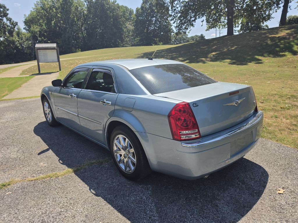 2008 Chrysler 300 Image 9