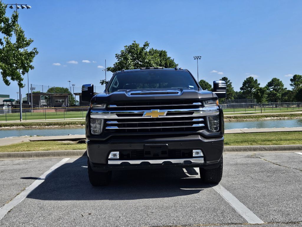 2020 Chevrolet Silverado 1500 Image 2