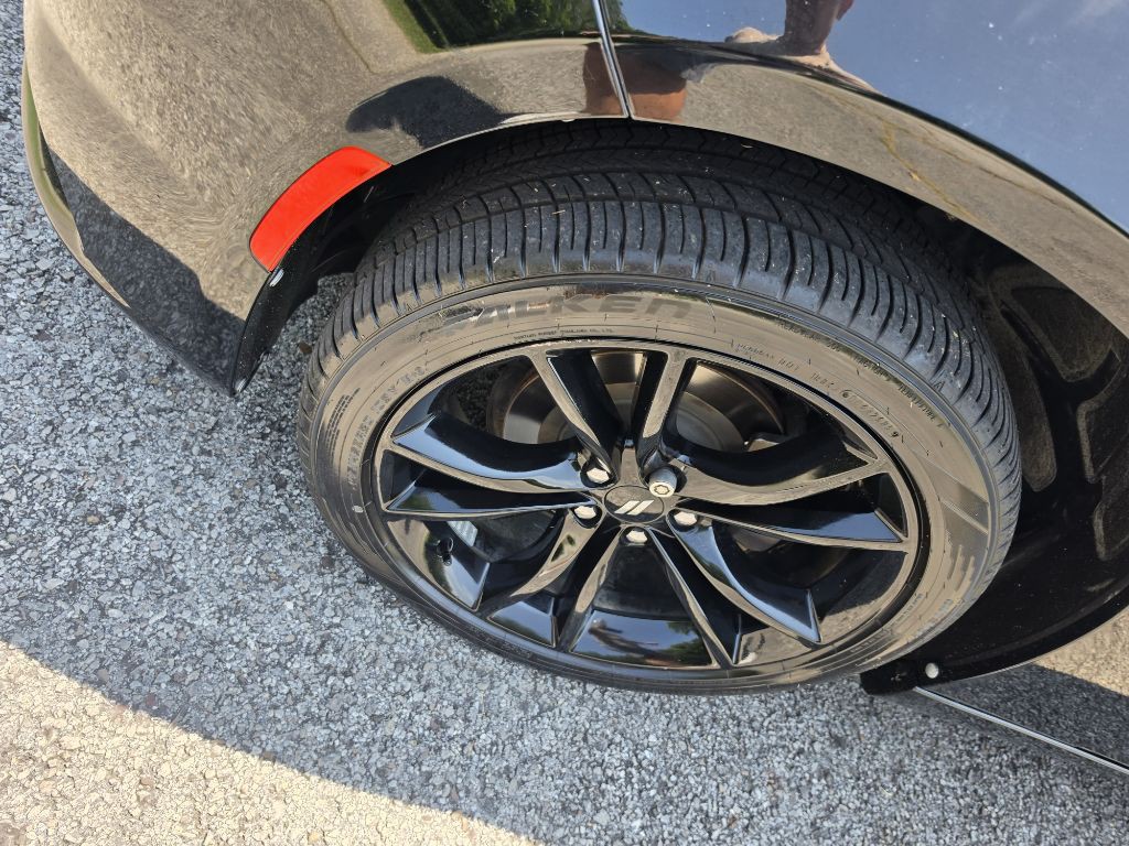 2018 Dodge Charger Image 1