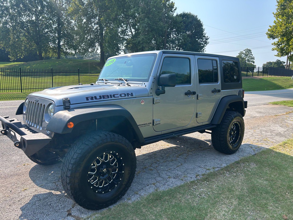 2016 Jeep Wrangler Unlimited Image 2