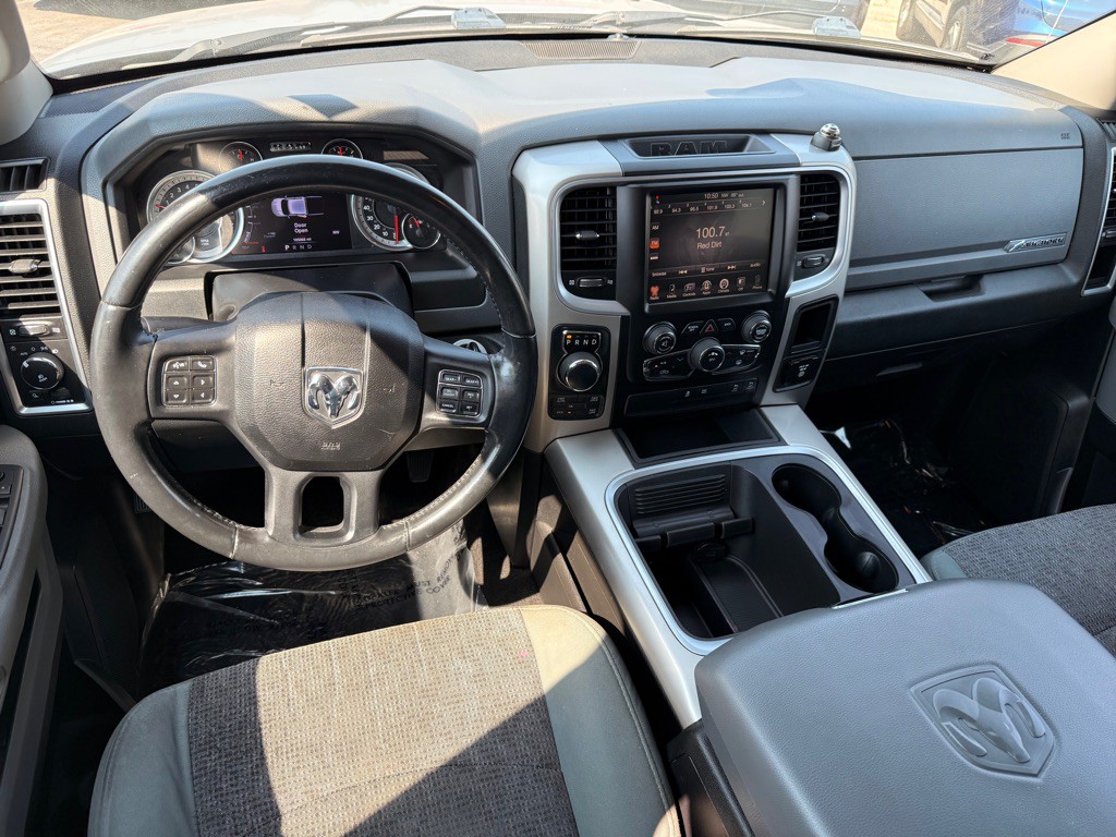 2016 RAM 1500 Image 7