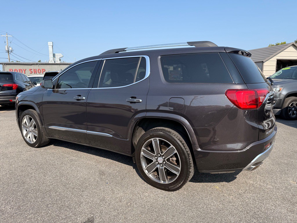 2018 GMC Acadia Image 6