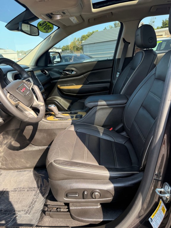 2018 GMC Acadia Image 7