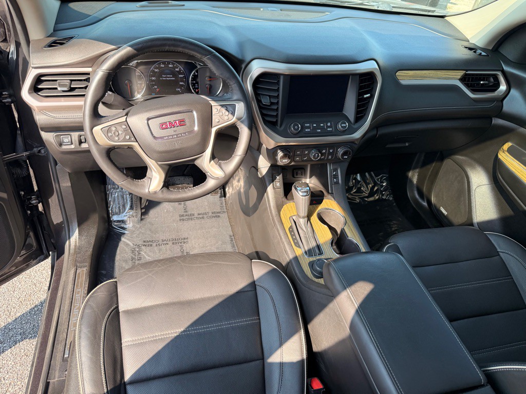2018 GMC Acadia Image 8
