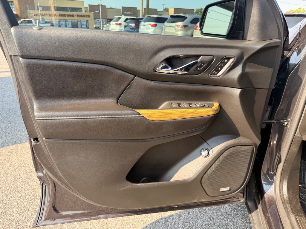 2018 GMC Acadia Image 10