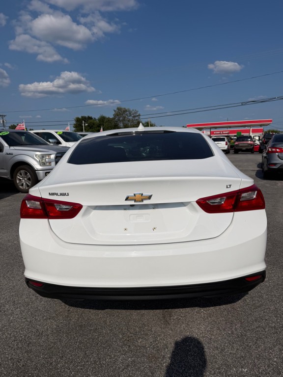 2018 Chevrolet Malibu Image 5