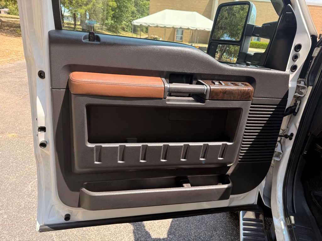 2016 Ford F-250 Image 10