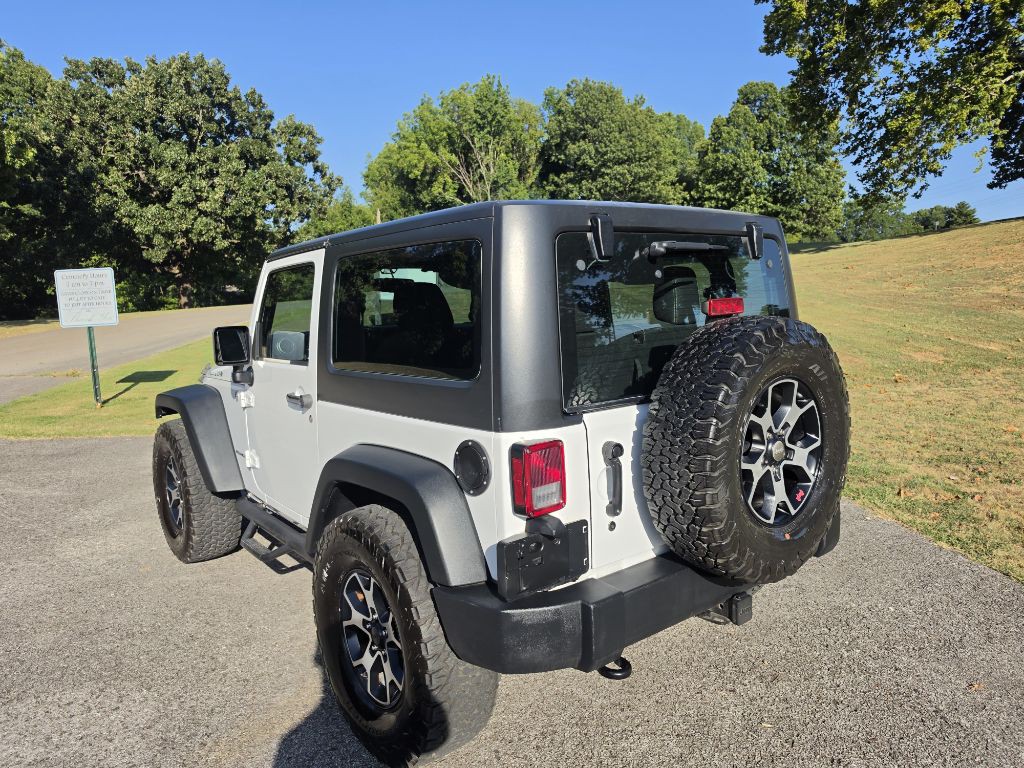 2015 Jeep Wrangler Image 9