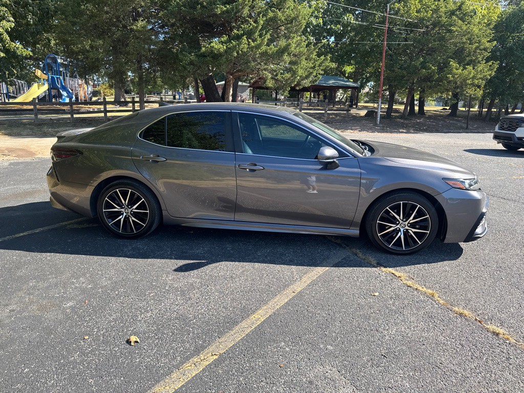 2023 Toyota Camry Image 4