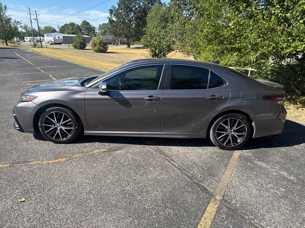 2023 Toyota Camry Image 7