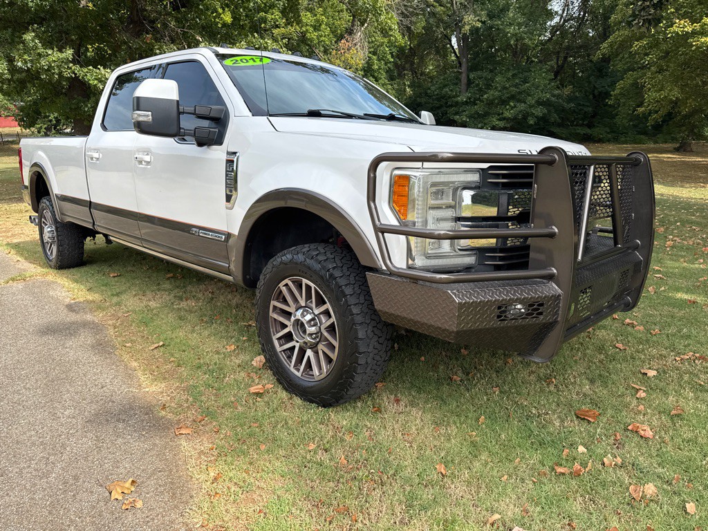 2017 Ford F-350 Image 4
