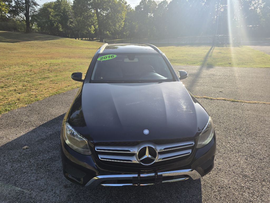 2016 Mercedes-Benz GLC-Class Image 4