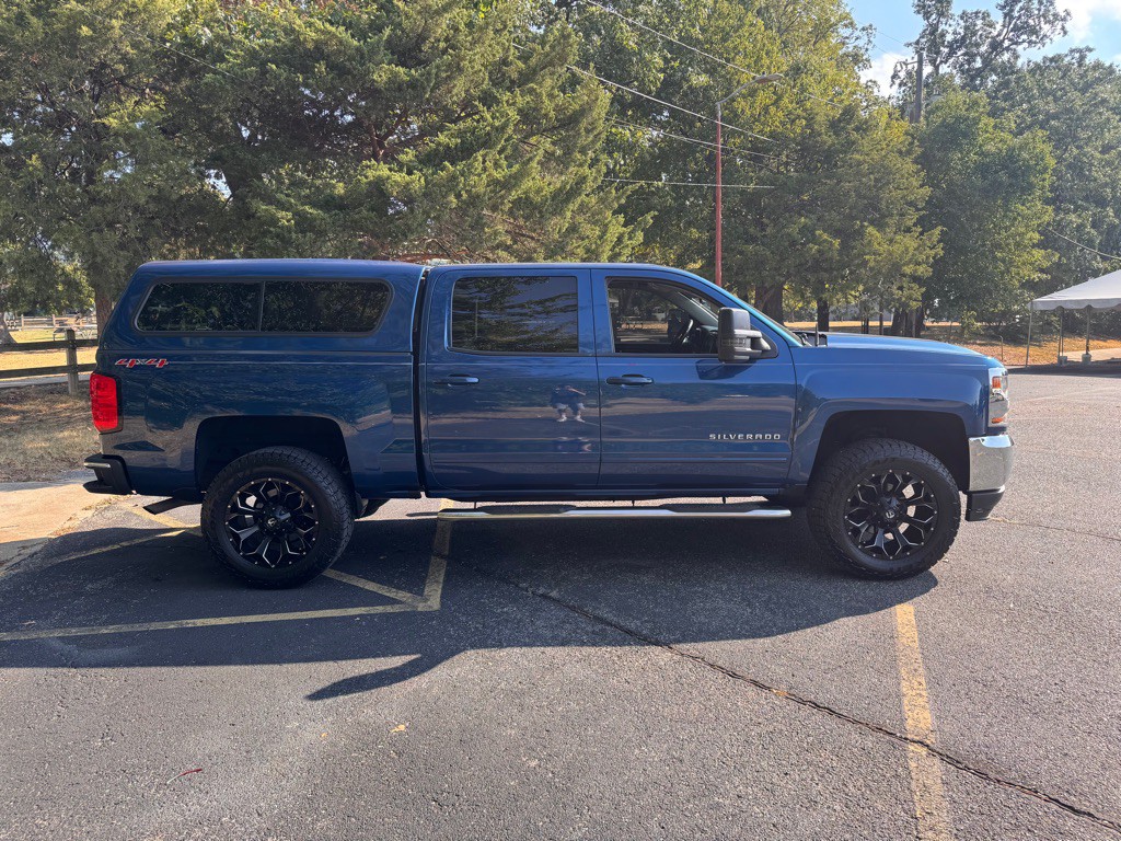 2017 Chevrolet Silverado 1500 Image 4