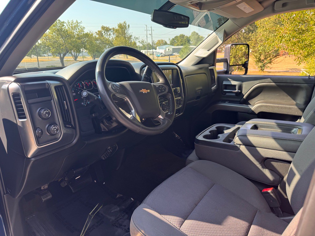 2017 Chevrolet Silverado 1500 Image 9