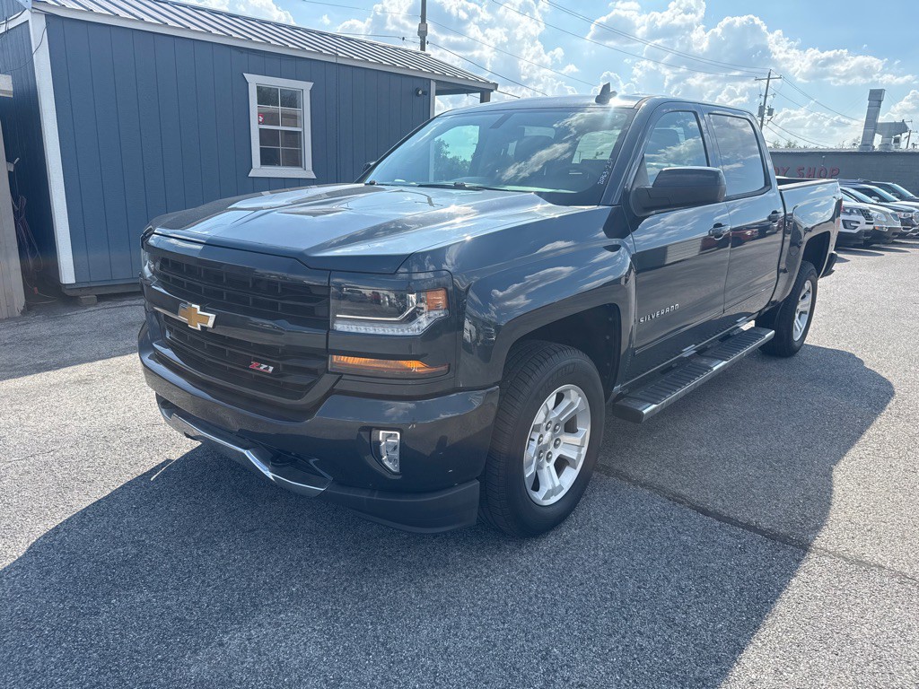 2018 Chevrolet Silverado 1500 Image 1