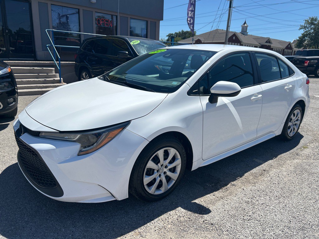 2022 Toyota Corolla Image 2