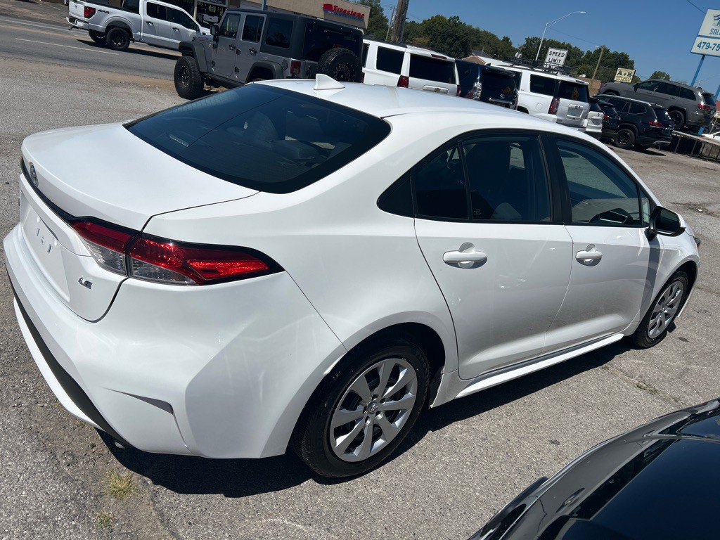 2022 Toyota Corolla Image 6