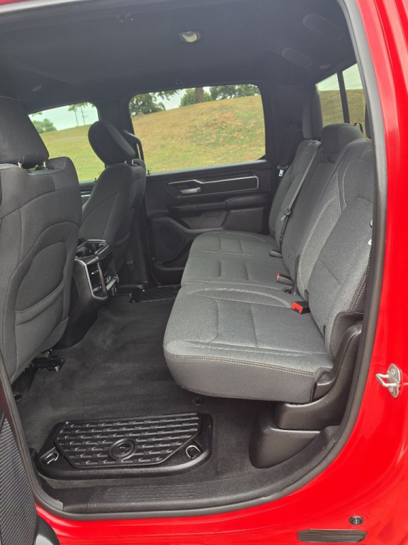 2021 RAM 1500 Image 7