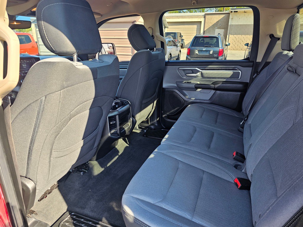 2020 RAM 1500 Image 12
