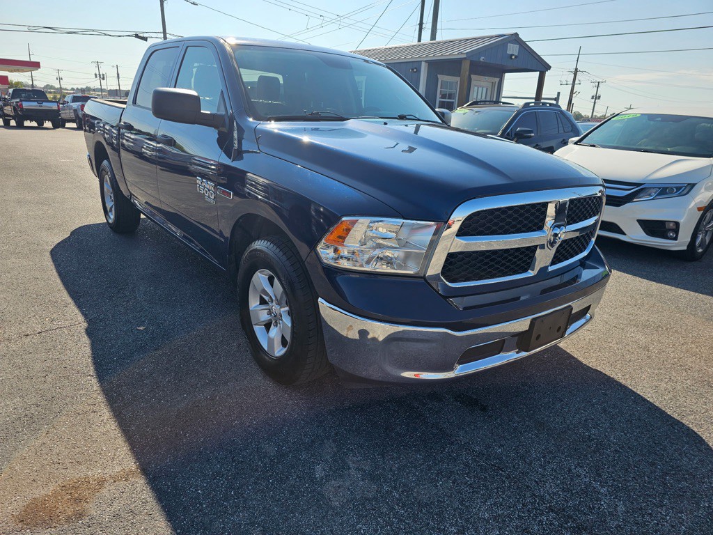 2019 RAM 1500 Image 3