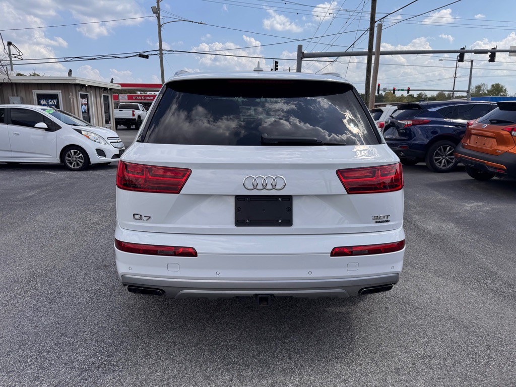 2018 Audi Q7 Image 6