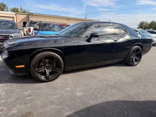 Image for 2014 Dodge Challenger SXT ID: 7689333